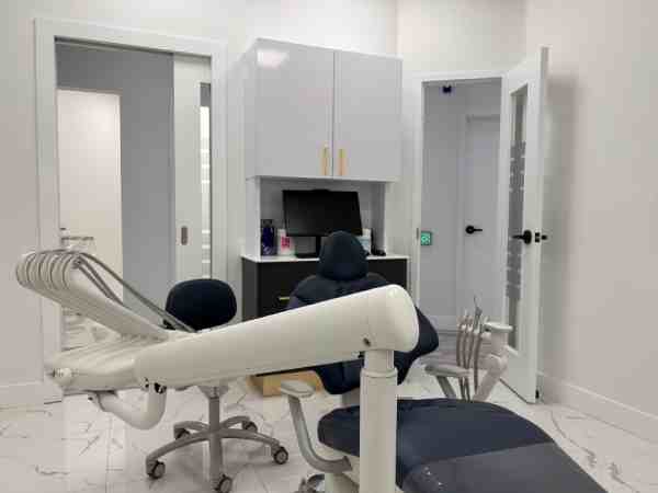 An empty dental chair at Alpha Dental clinic in Kitchner